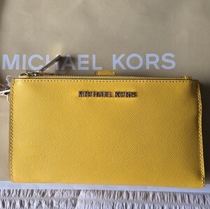 Michael Kors Smartphone Wallet
